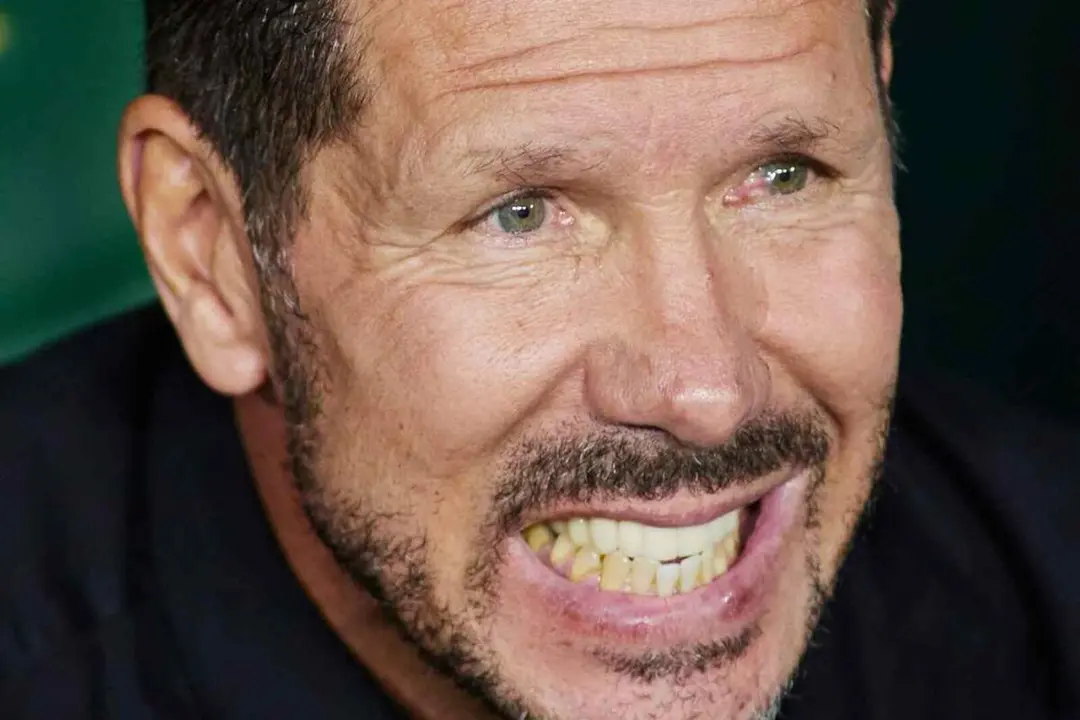 Simeone, tocado tras la derrota en Mestalla