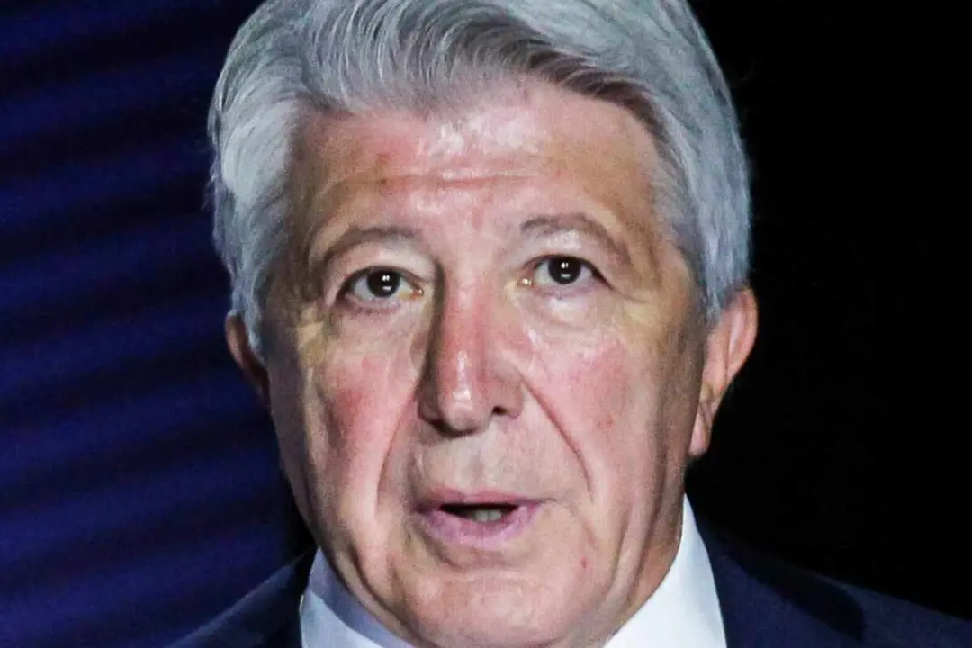 Enrique Cerezo sabe que debe hacer un esfuerzo para traerle
