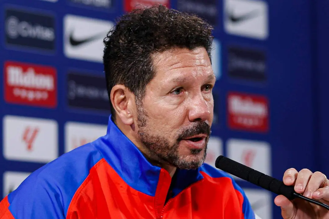 Simeone durante una rueda de prensa en Majadahonda (Fuente: @Atleti)
