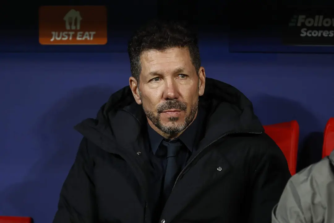 Simeone se rinde a De Paul
