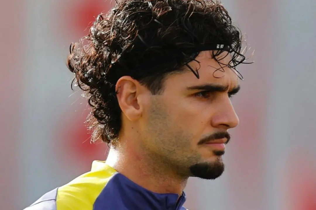 Johnny Cardoso durante un entrenamiento