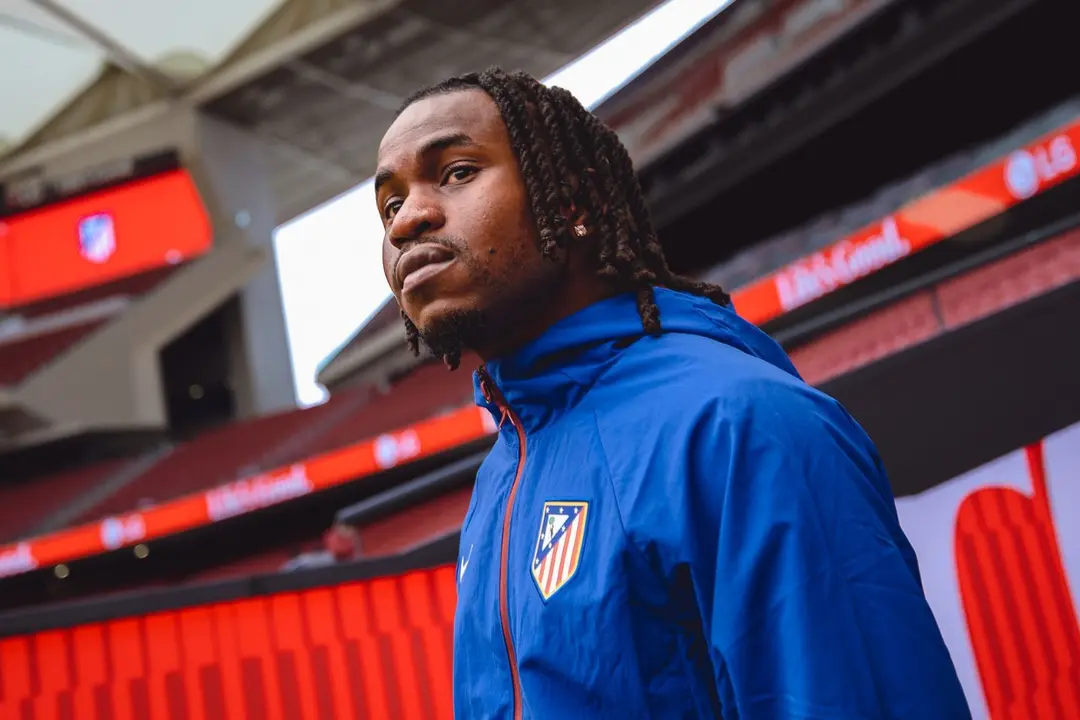 Lookman en el Metropolitano / Fuente: (@Atleti)