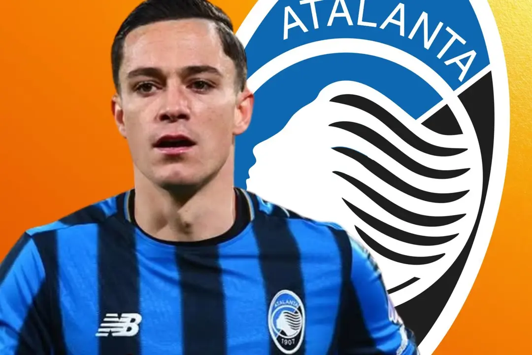 Giacomo Raspadori con el Atalanta | Fuente (@AtalantaBC y Canva)