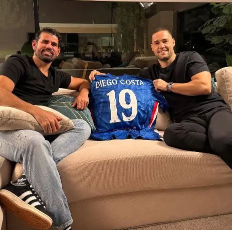 Mario Su&aacute;rez y Diego Costa en la entrevista | Fuente: IG @MarioSuarez4