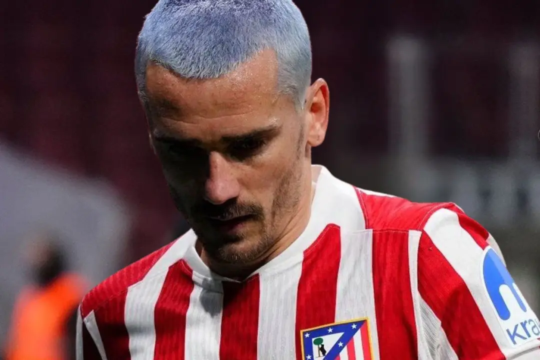 Griezmann se lleva su regalo | Fuente: (@Atleti)