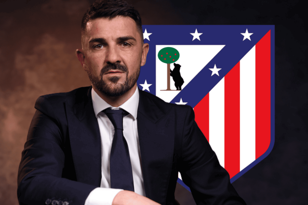 David Villa posando como nuevo nuevo consejero del Atl&eacute;tico de Madrid | Fuente (Atl&eacute;tico de Madrid)