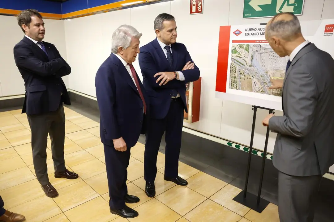 Enrique Cerezo present&oacute; los nuevos accesos al Metropolitano que conectar&aacute; tambi&eacute;n con la Ciudad del Deporte | Fuente (Comunidad Madrid)