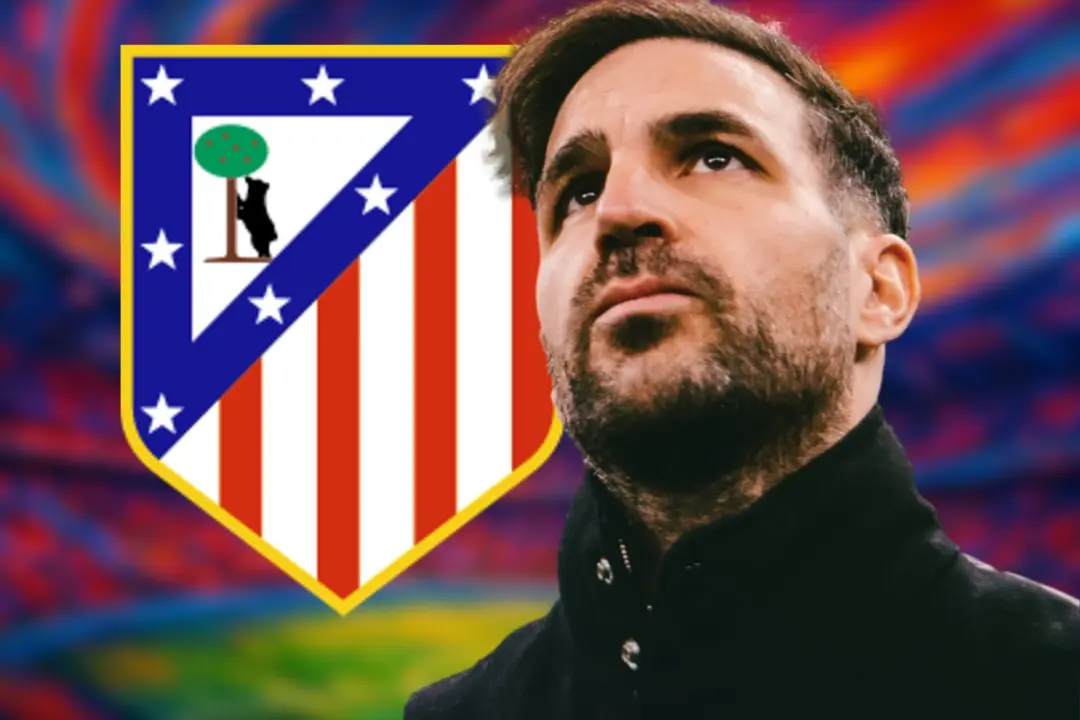 Cesc mira a un deseo del Atl&eacute;tico | Fuente (Canva, @comofootball)