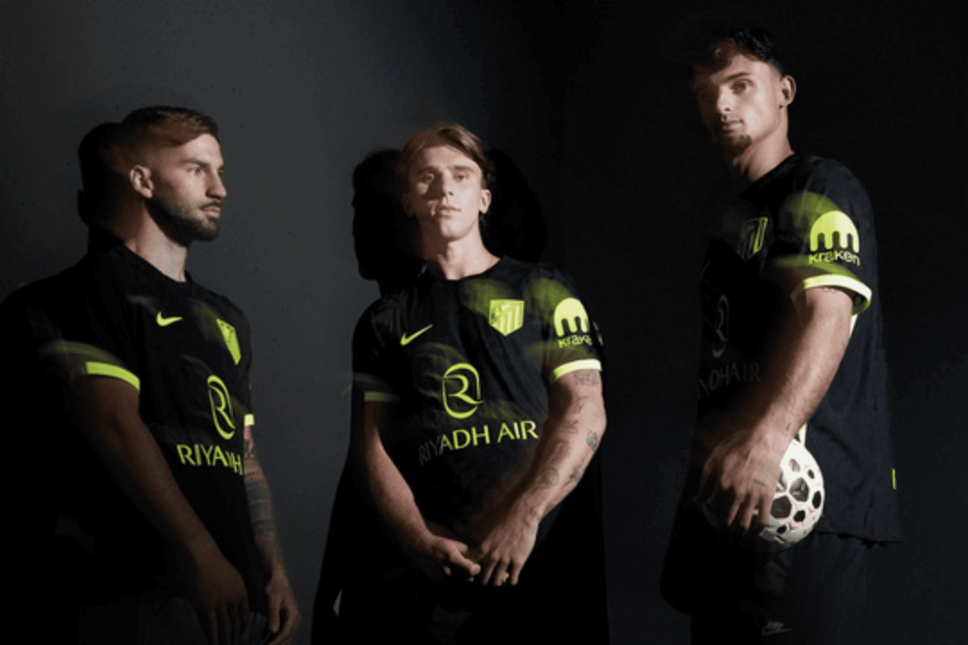 El Atl&eacute;tico de Madrid revela la segunda equipaci&oacute;n para la pr&oacute;xima temporada | Fuente (Atl&eacute;tico de Madrid)
