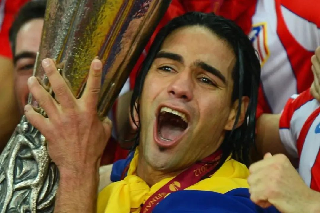 Radamel Falcao aconseja a Juli&aacute;n Alvarez | Fuente (@falcao)