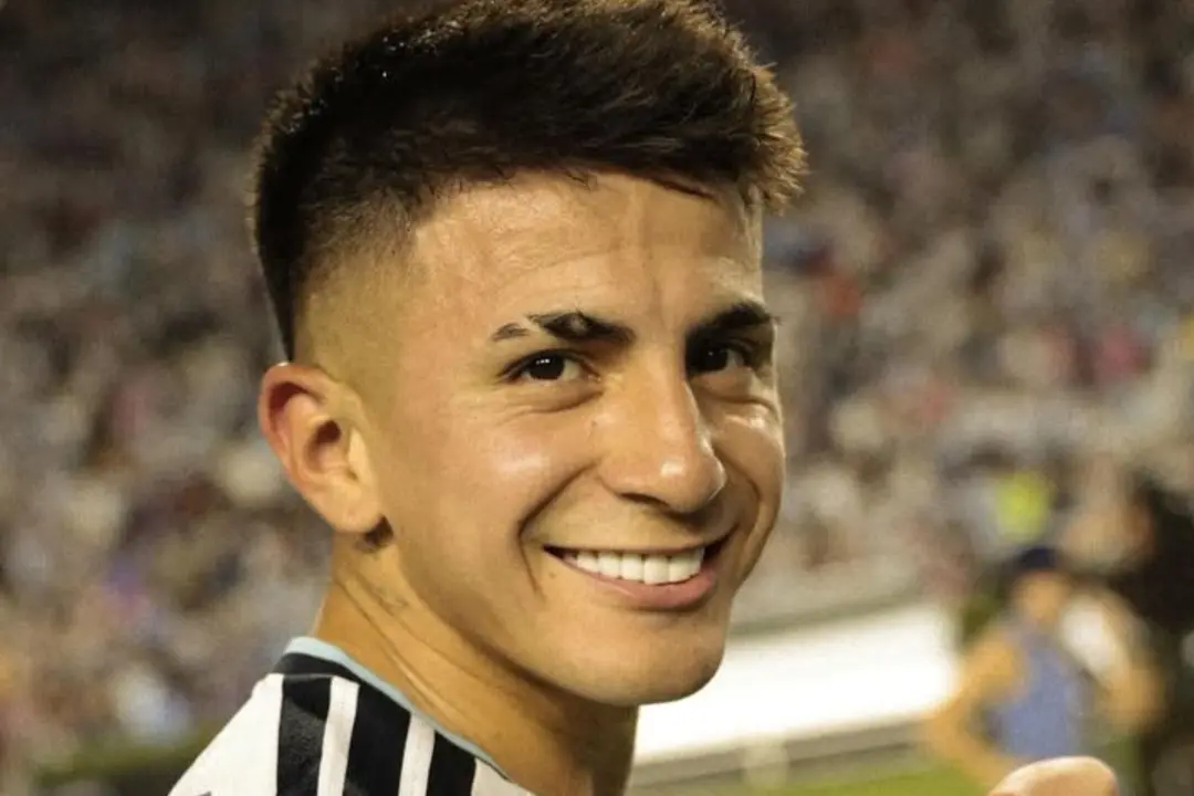 Thiago Almada arranca el Mundial como titular | Fuente (@thiago_almada23)