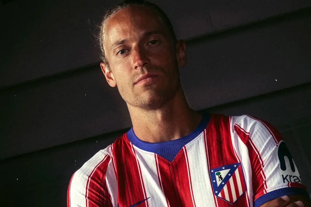 La nueva camiseta del Atl&eacute;tico | Fuente (@Atleti)