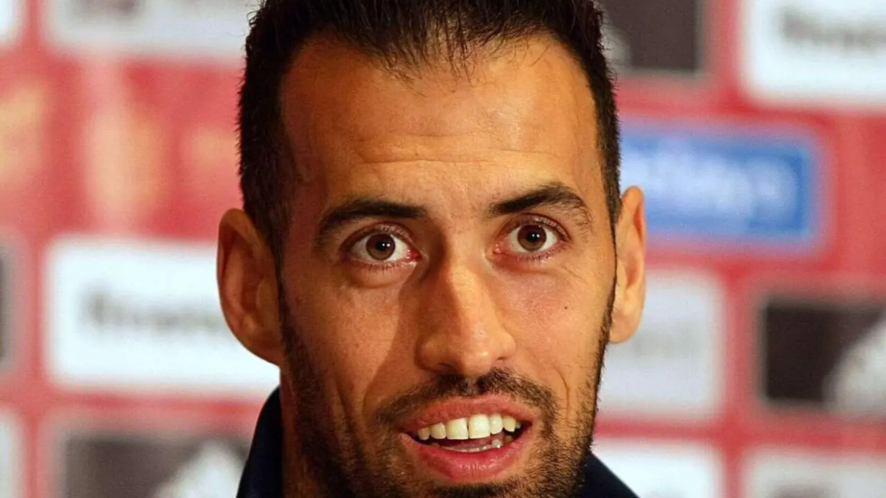 Sergio Busquets en una rueda de prensa
