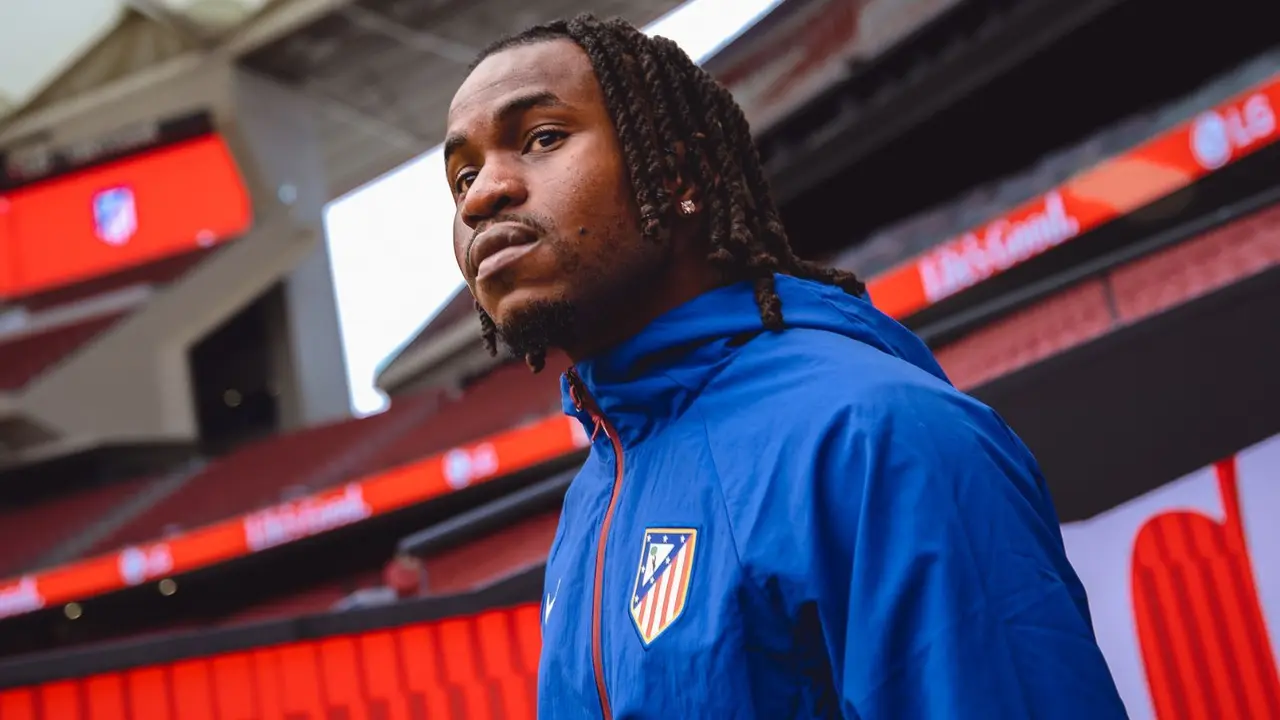 Lookman en el Metropolitano / Fuente: (@Atleti)