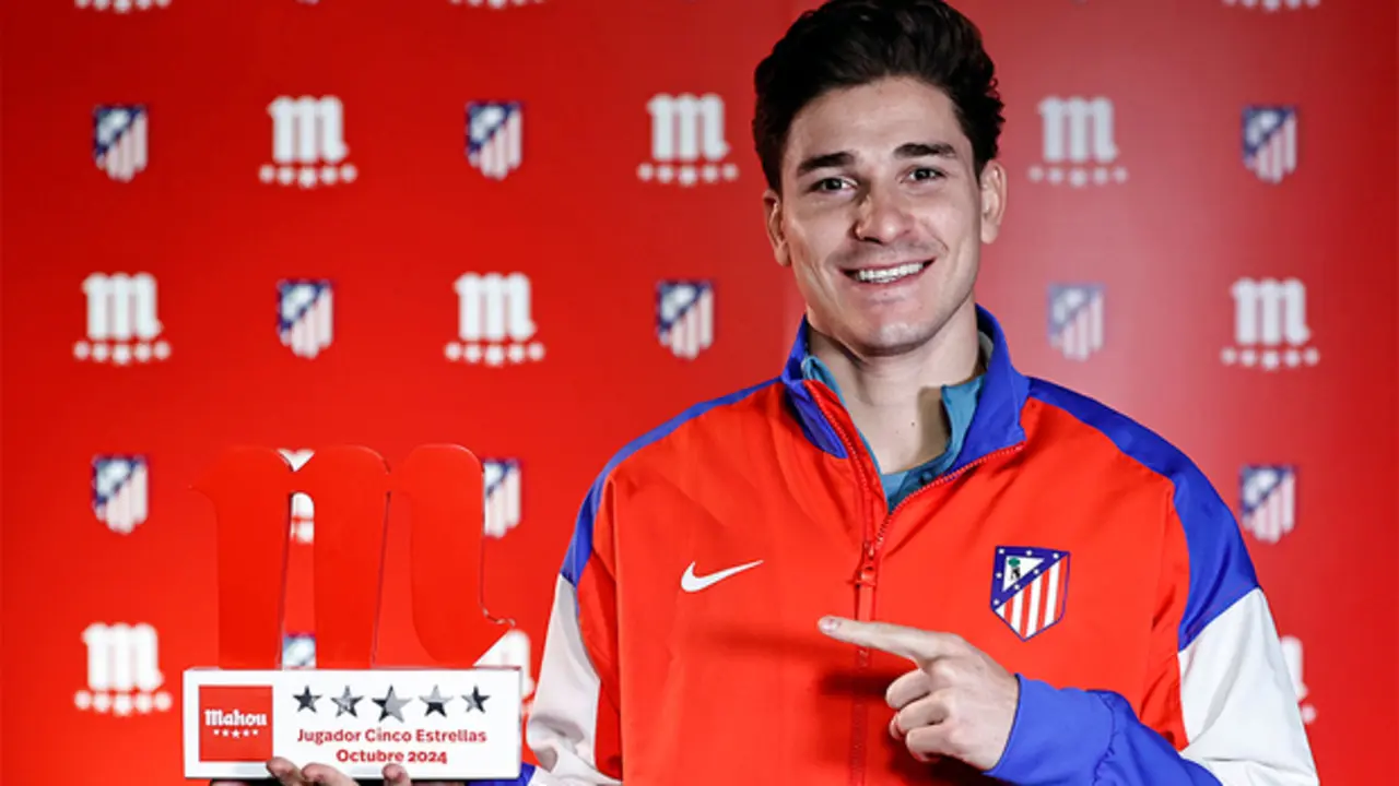 Juli&aacute;n &Aacute;lvarez y Mahou | Fuente @Atleti
