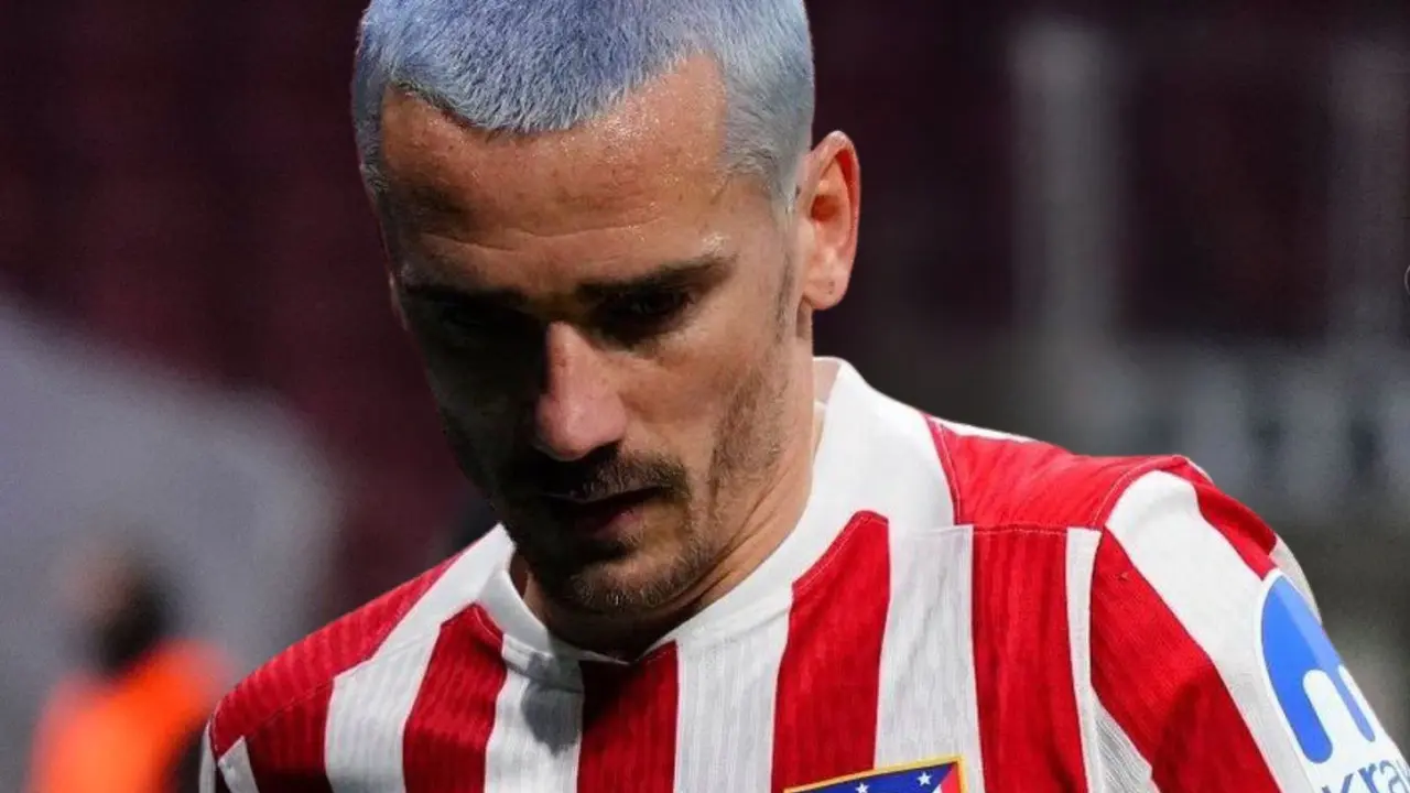 Griezmann se lleva su regalo | Fuente: (@Atleti)