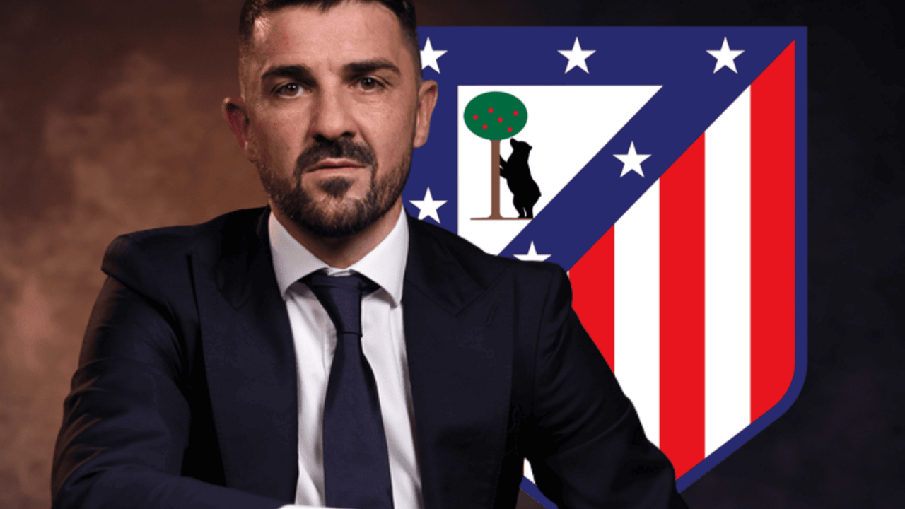 David Villa posando como nuevo nuevo consejero del Atl&eacute;tico de Madrid | Fuente (Atl&eacute;tico de Madrid)