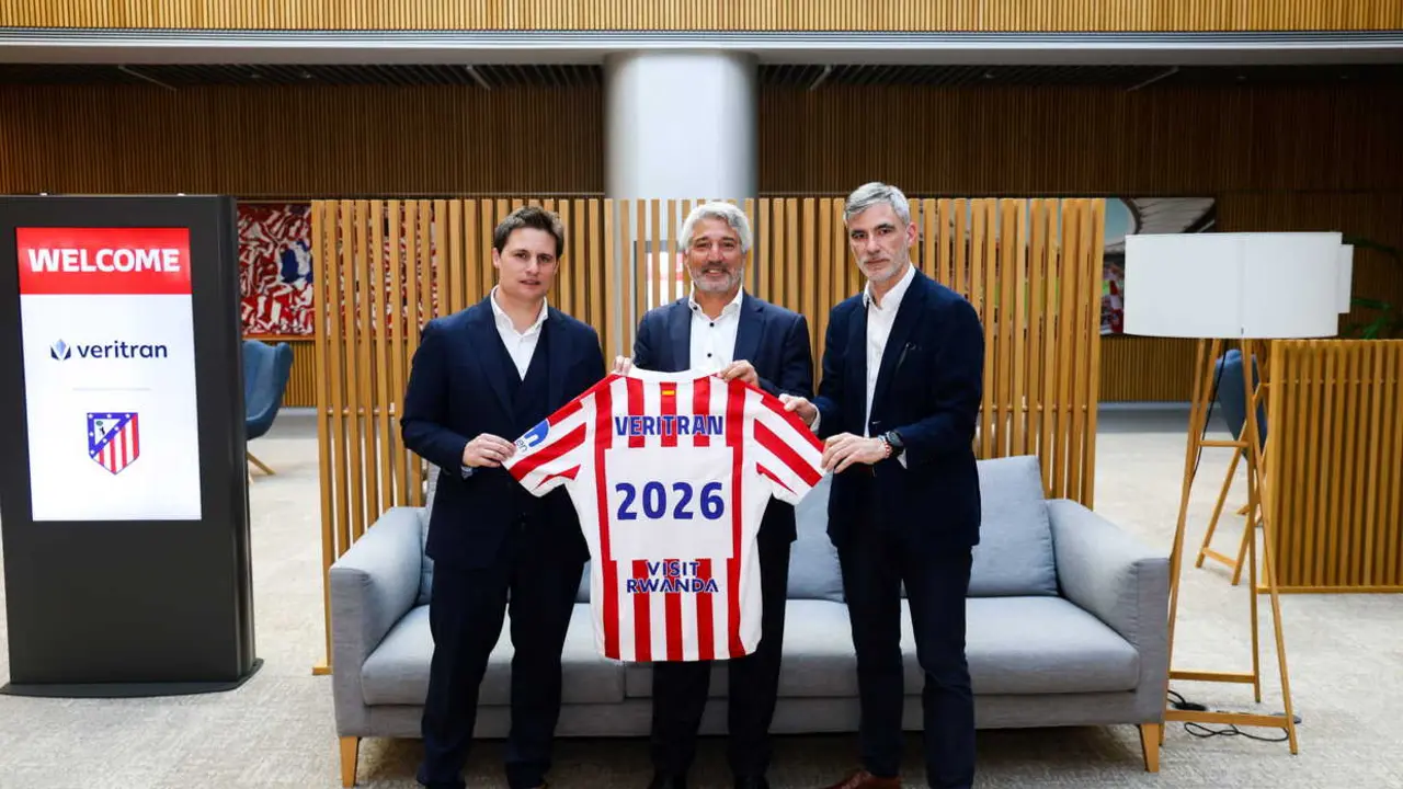 &Oacute;scar Mayo y Ren&eacute; Abril presentan el acuerdo con Veritran | Fuente @atleti