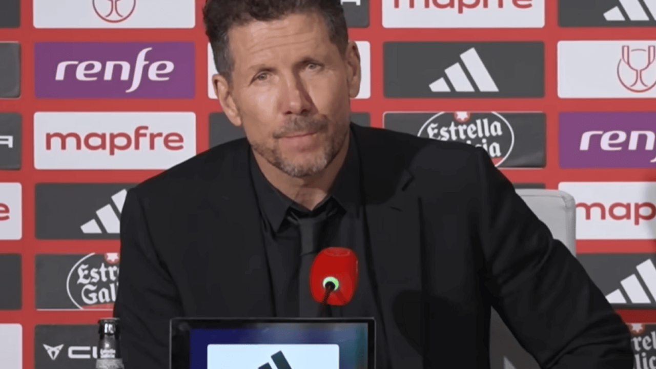 Simeone habl&oacute; en la sala de prensa de La Cartuja | Fuente (YouTube, Atl&eacute;tico de Madrid)