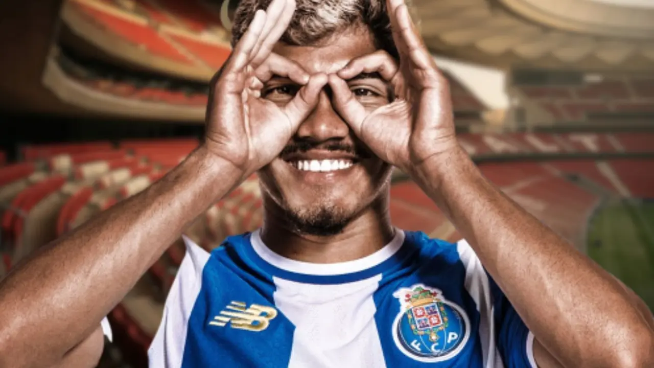 William Gomes aparece en la lista del Atl&eacute;tico | Fuente (Canva, @FCPorto )