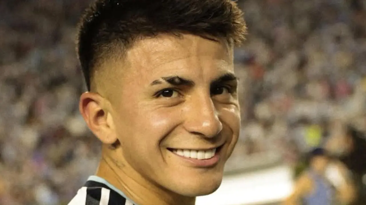Thiago Almada arranca el Mundial como titular | Fuente (@thiago_almada23)