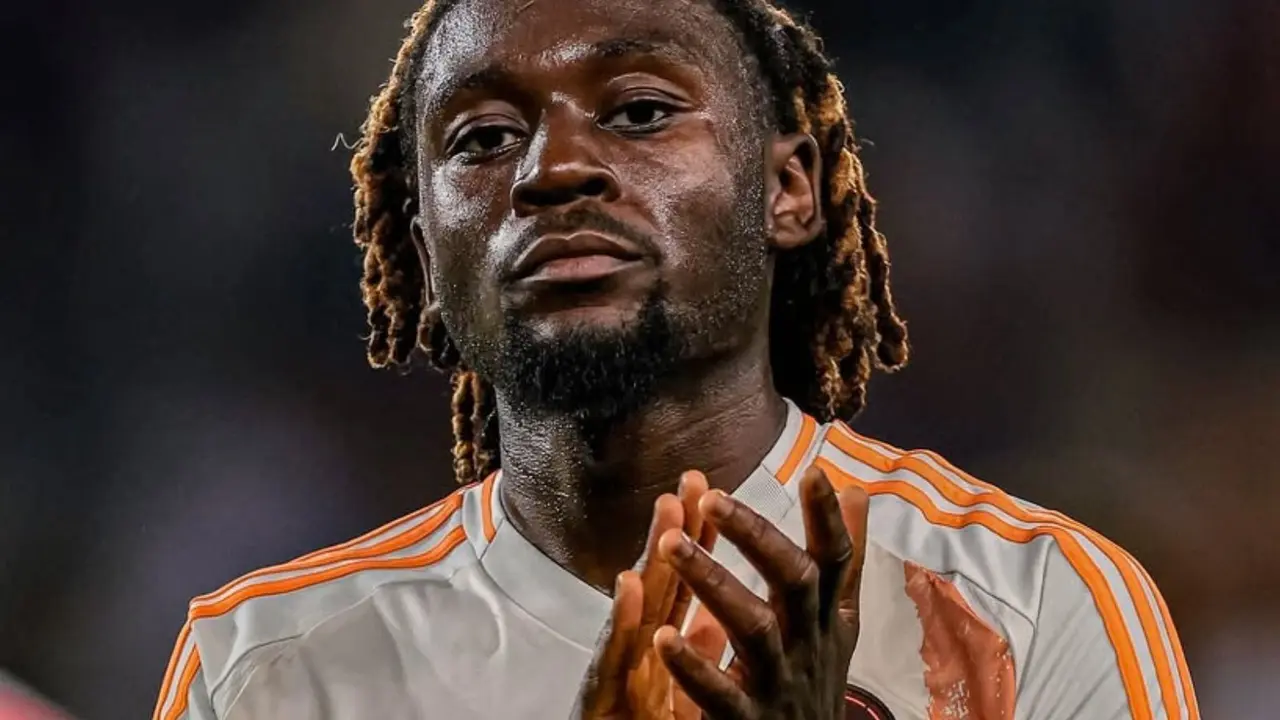 La Roma pone precio a Manu Kon&eacute; | Fuente (@manu_kne)