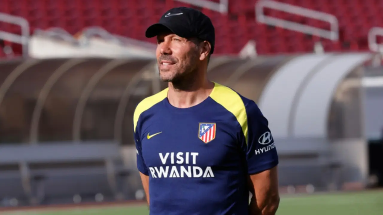 Simeone durante un entrenamiento | Fuente: (@Atleti)