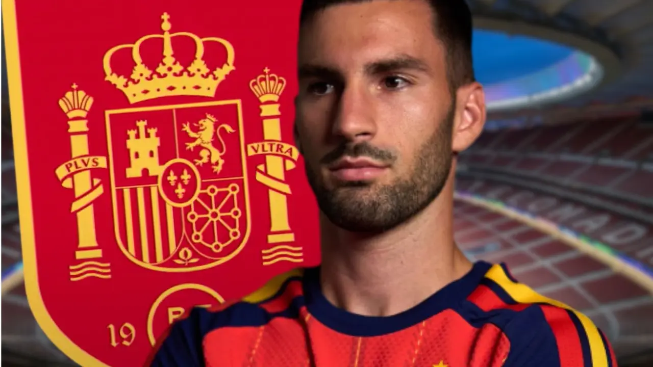 &Aacute;lex Baena apunta a titular ante Francia | Fuente (Canva, @alexbbaena)