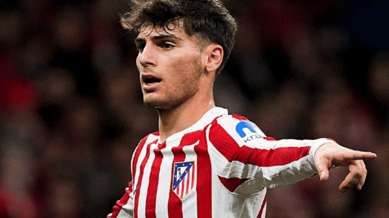 Rodrigo Mendoza apunta a titular en Valencia| Fuente (@rodrigoomendozza)