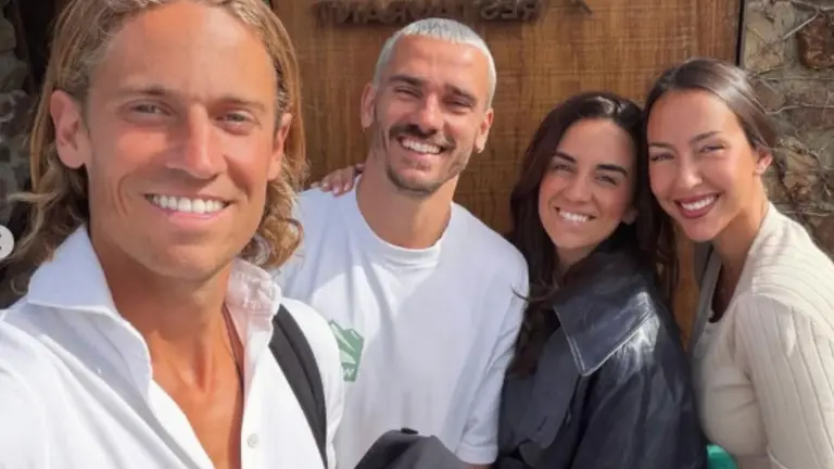 Marcos Llorente y Antoine Griezmann con sus parejas | Fuente (Instagram)