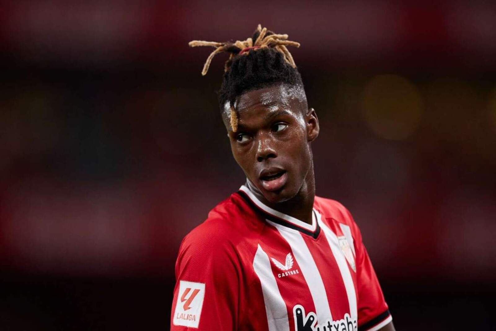 Nico Williams durante un partido
