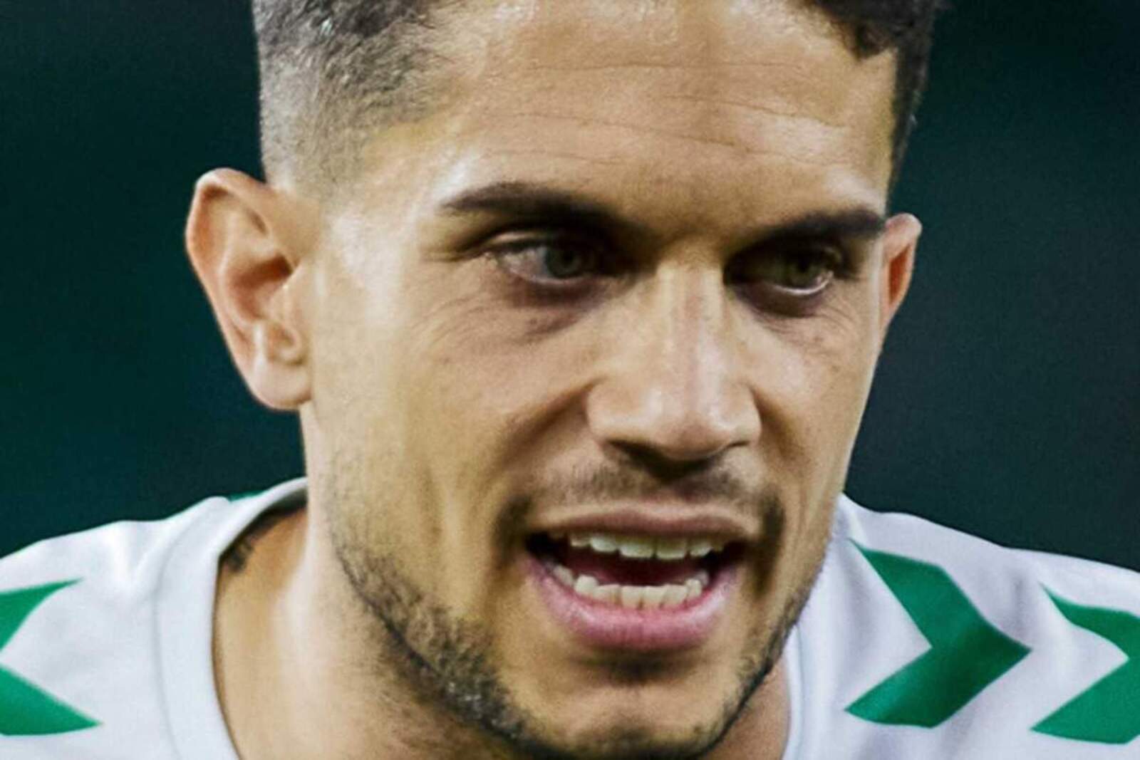 El Betis busca un central de las prestaciones de Bartra
