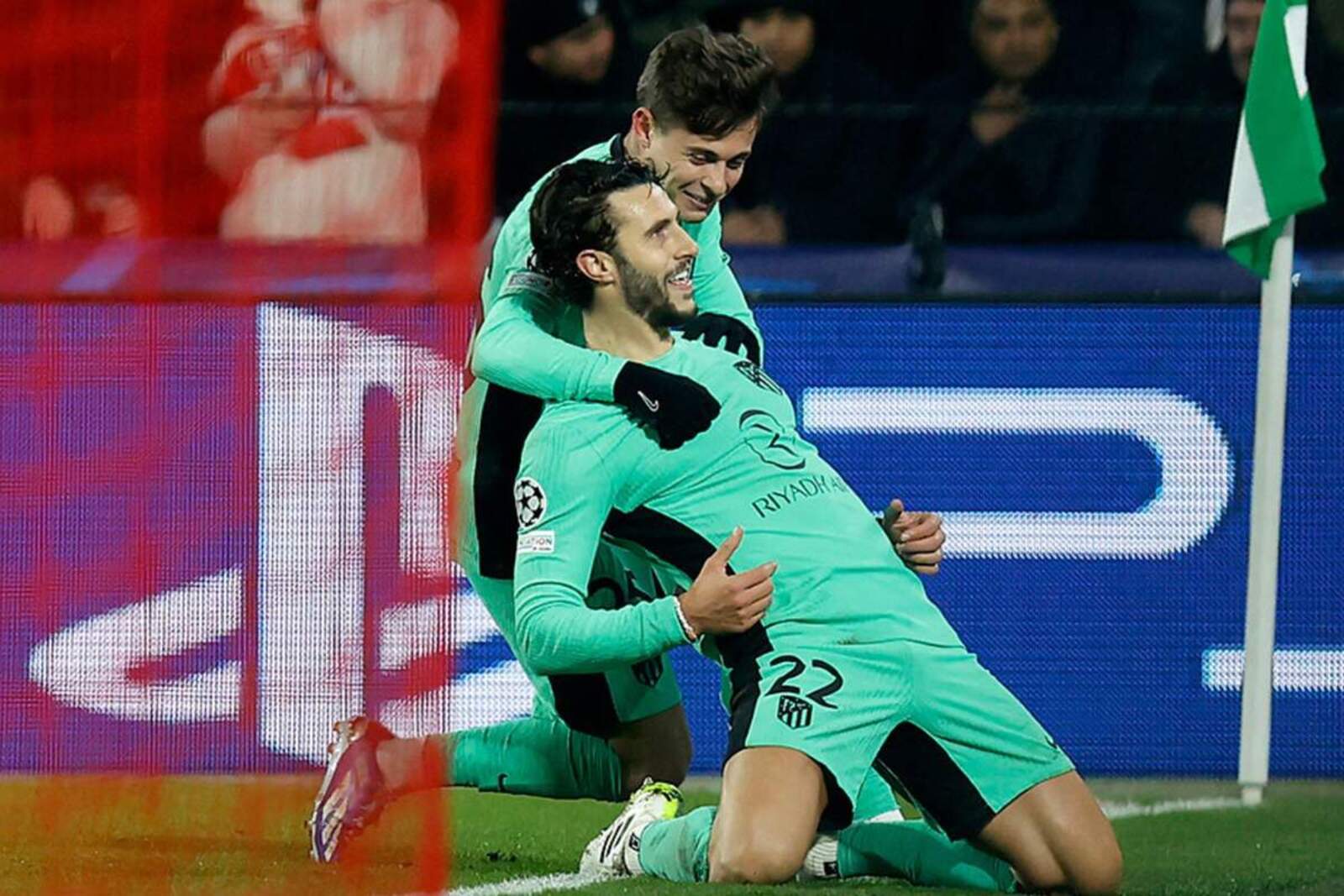 Hermoso celebrando un gol