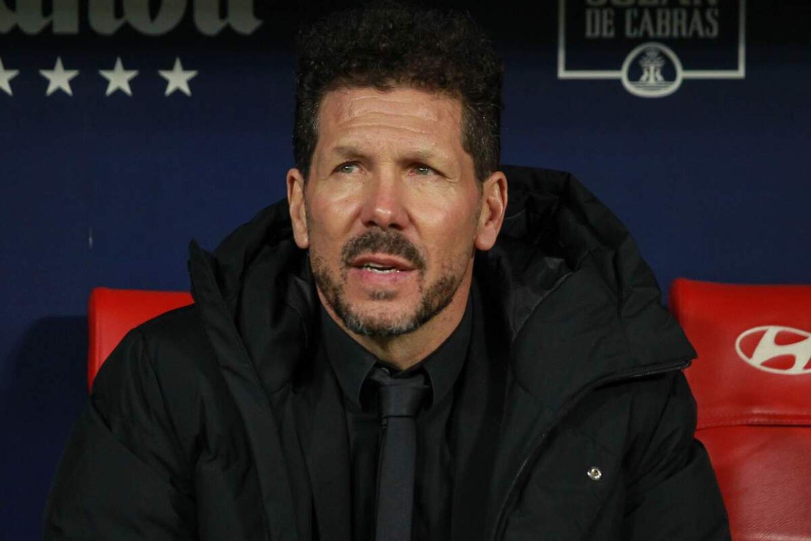 Simeone espera adaptar a todos los fichajes