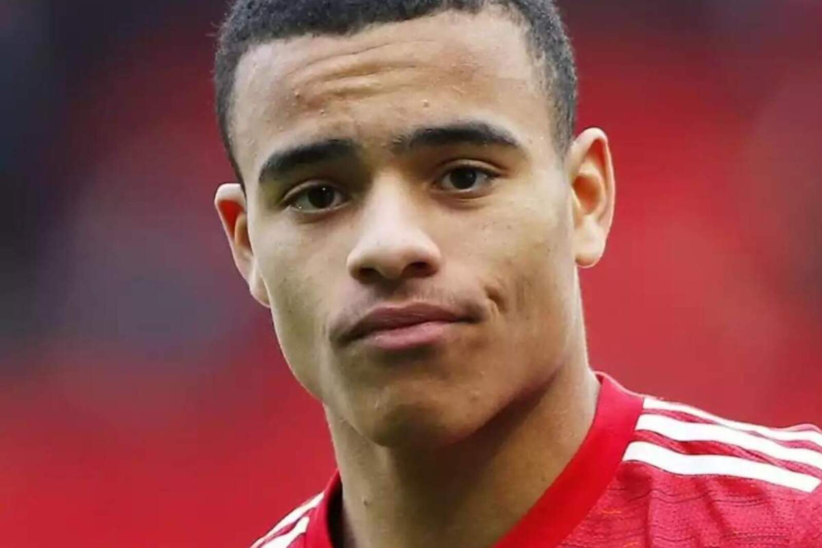Mason Greenwood con la camiseta del Manchester United
