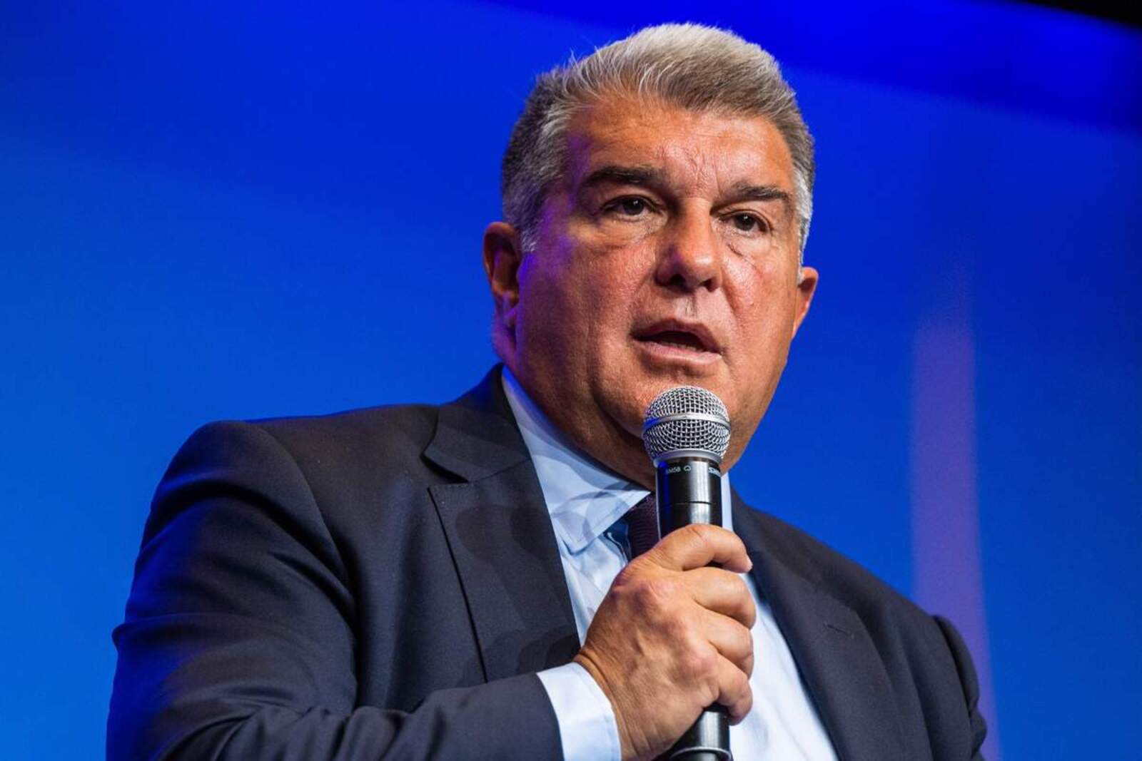 Laporta adelanta al Atleti
