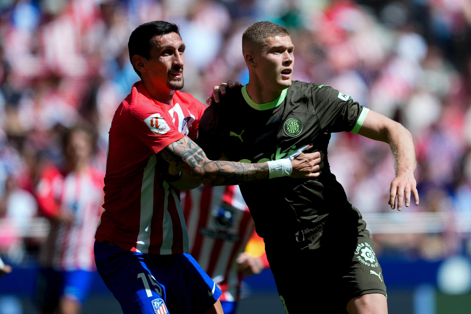 Artem Dovbyk en un partido contra el Atlético de Madrid
