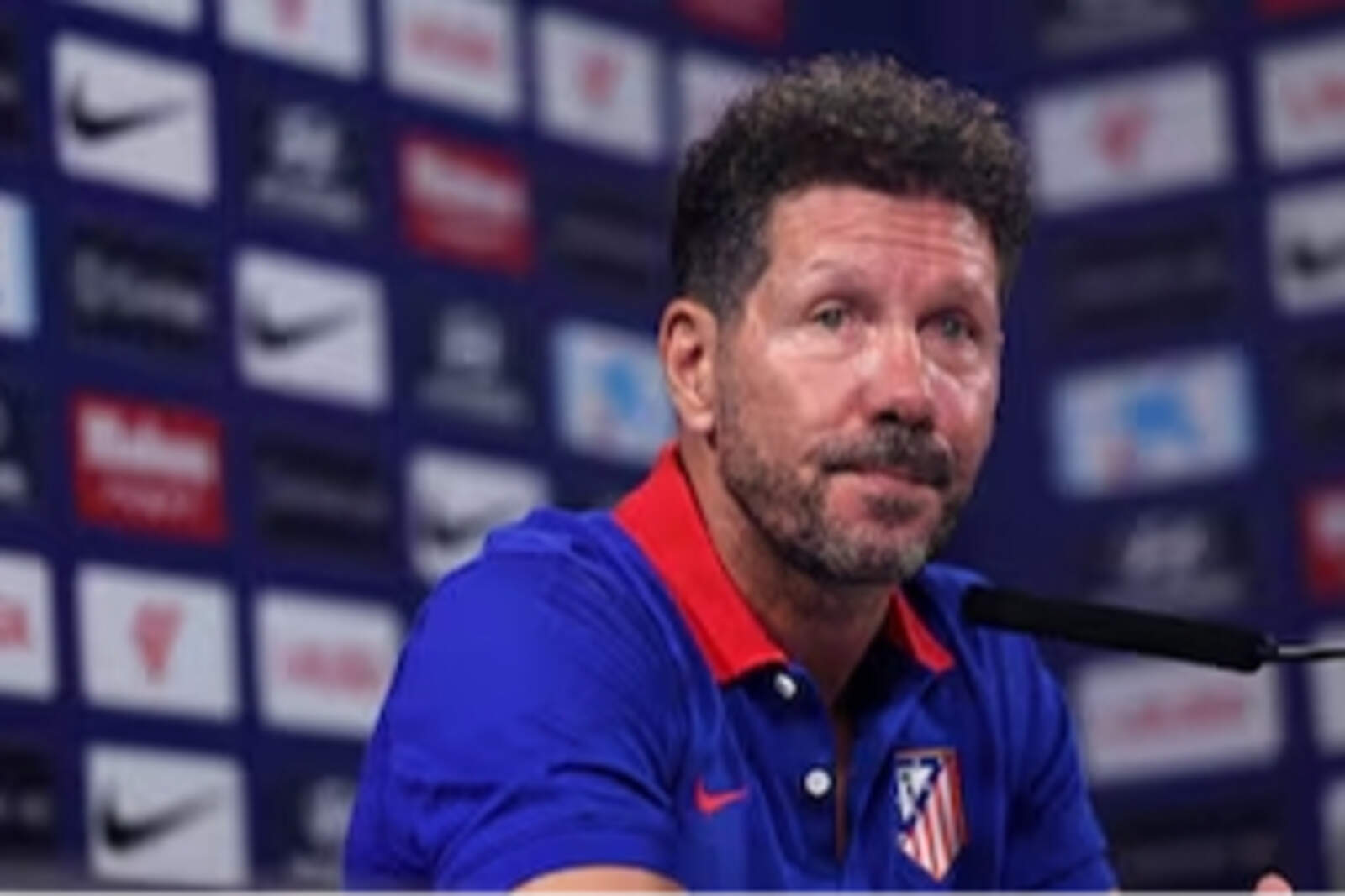 Simeone busca un  centrocampista