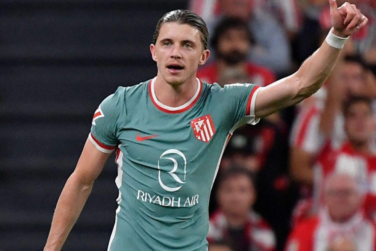 Conor Gallagher fue titular en Bilbao