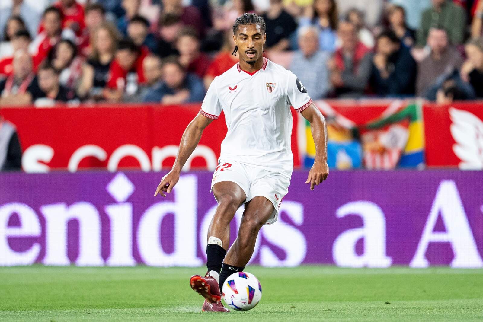 Loïc Badé se queda
