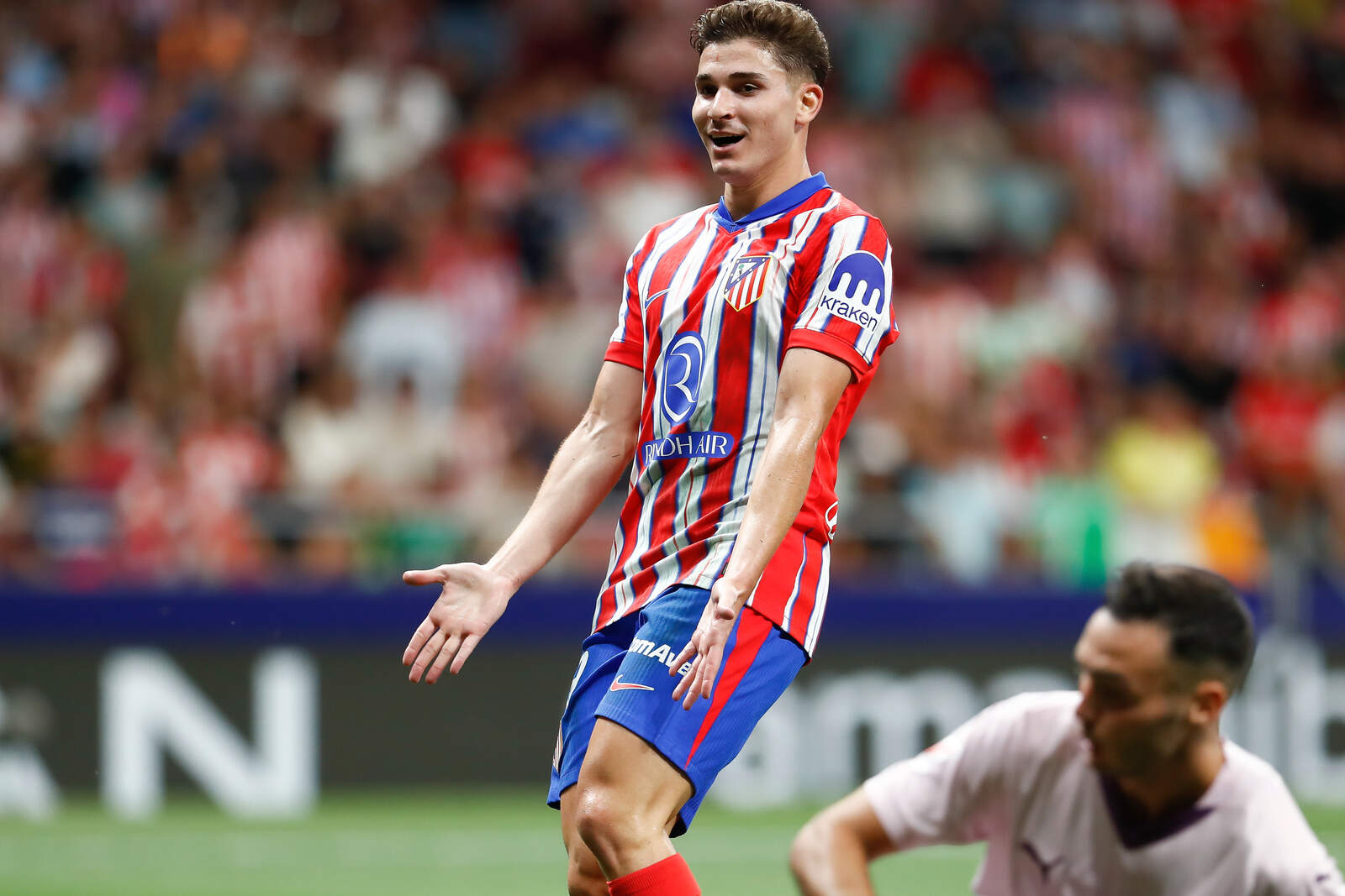 Julián Álvarez contra el Espanyol