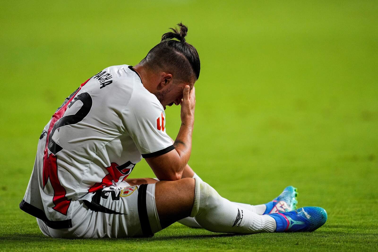 El Pacha cae lesionado