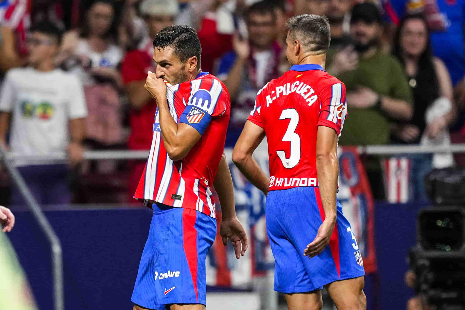 Koke celebrando