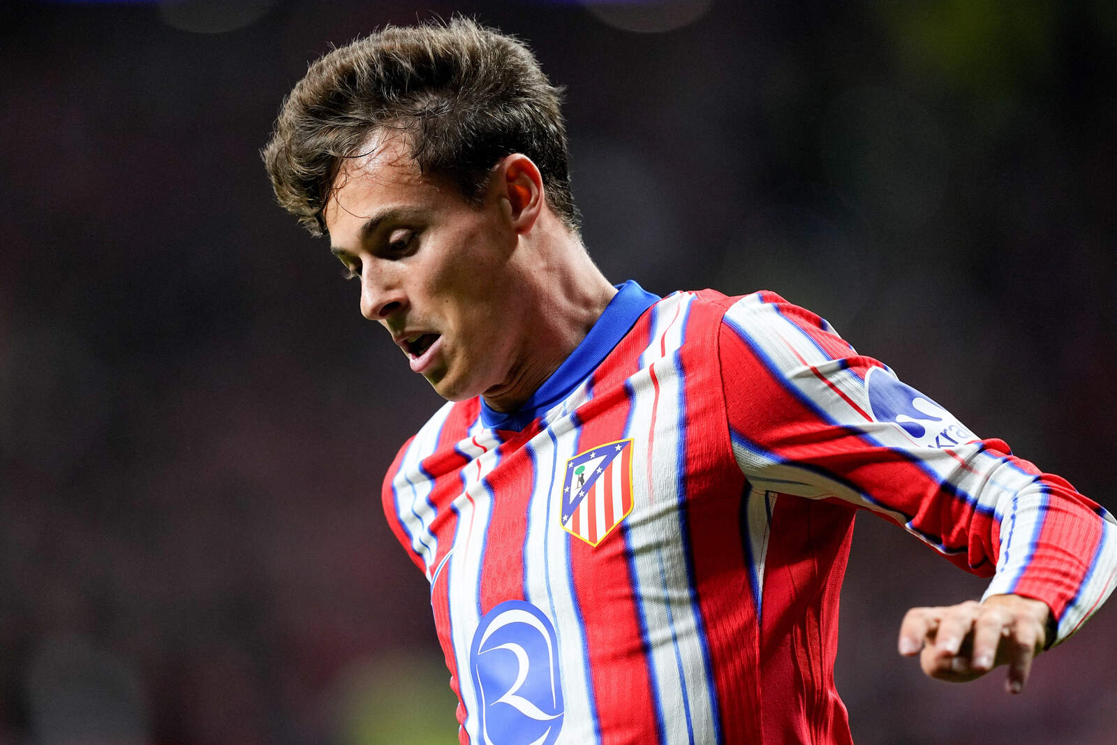 Rodrigo Riquelme jugando con el Atlético de Madrid