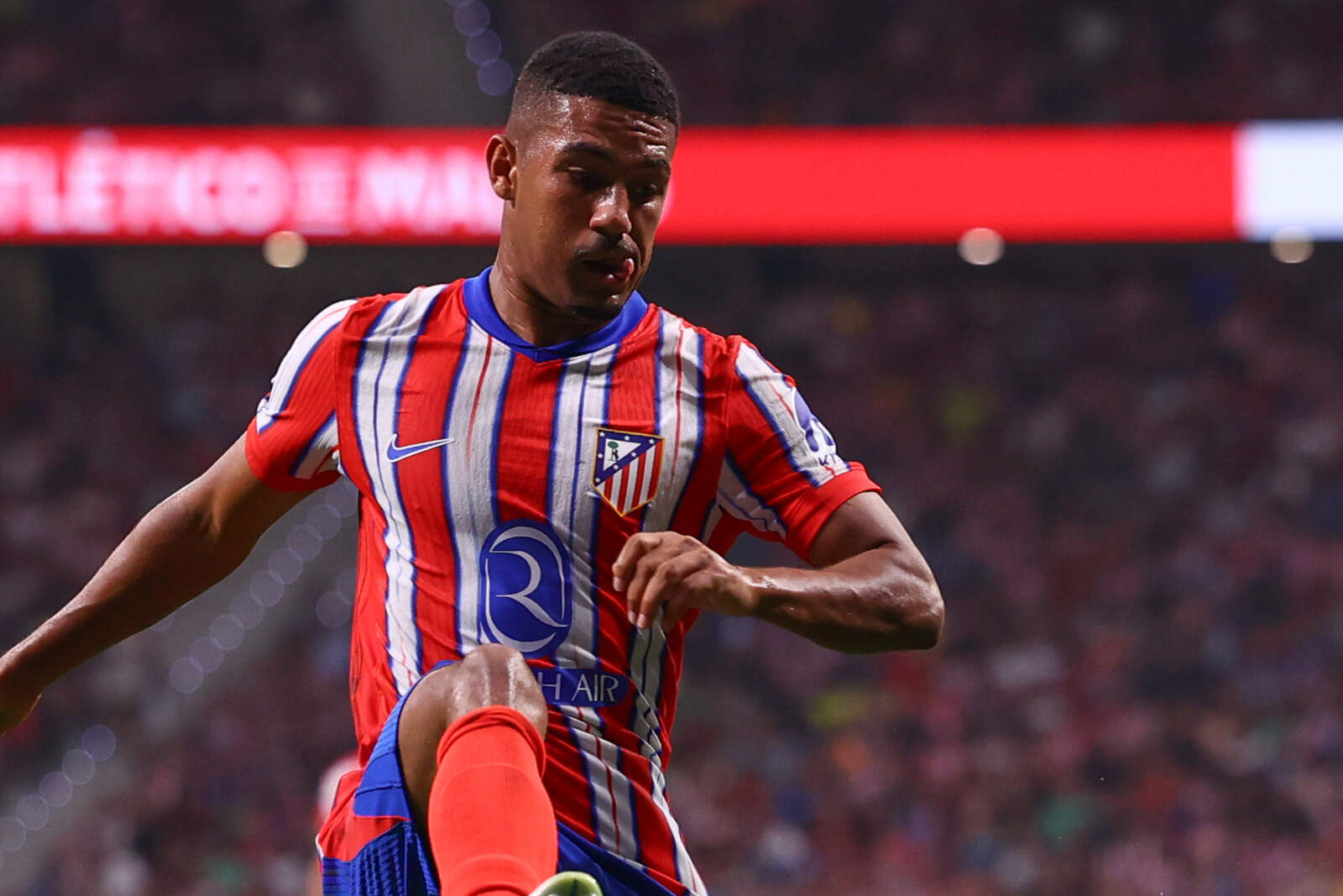 Samu Lino tiene mercado en Inglaterra