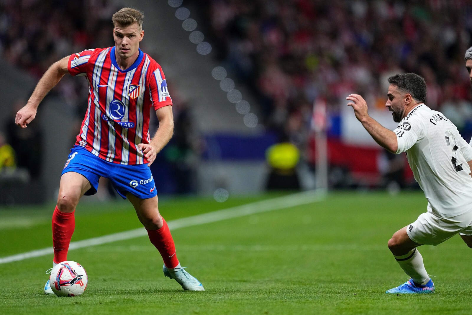 Alexander Sørloth con Dani Carvajal