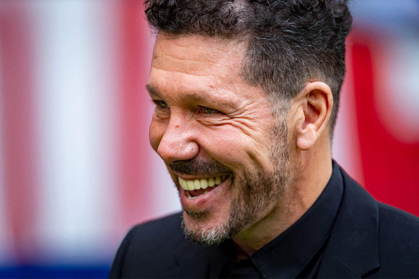 Simeone contento tras el gol de Giuliano