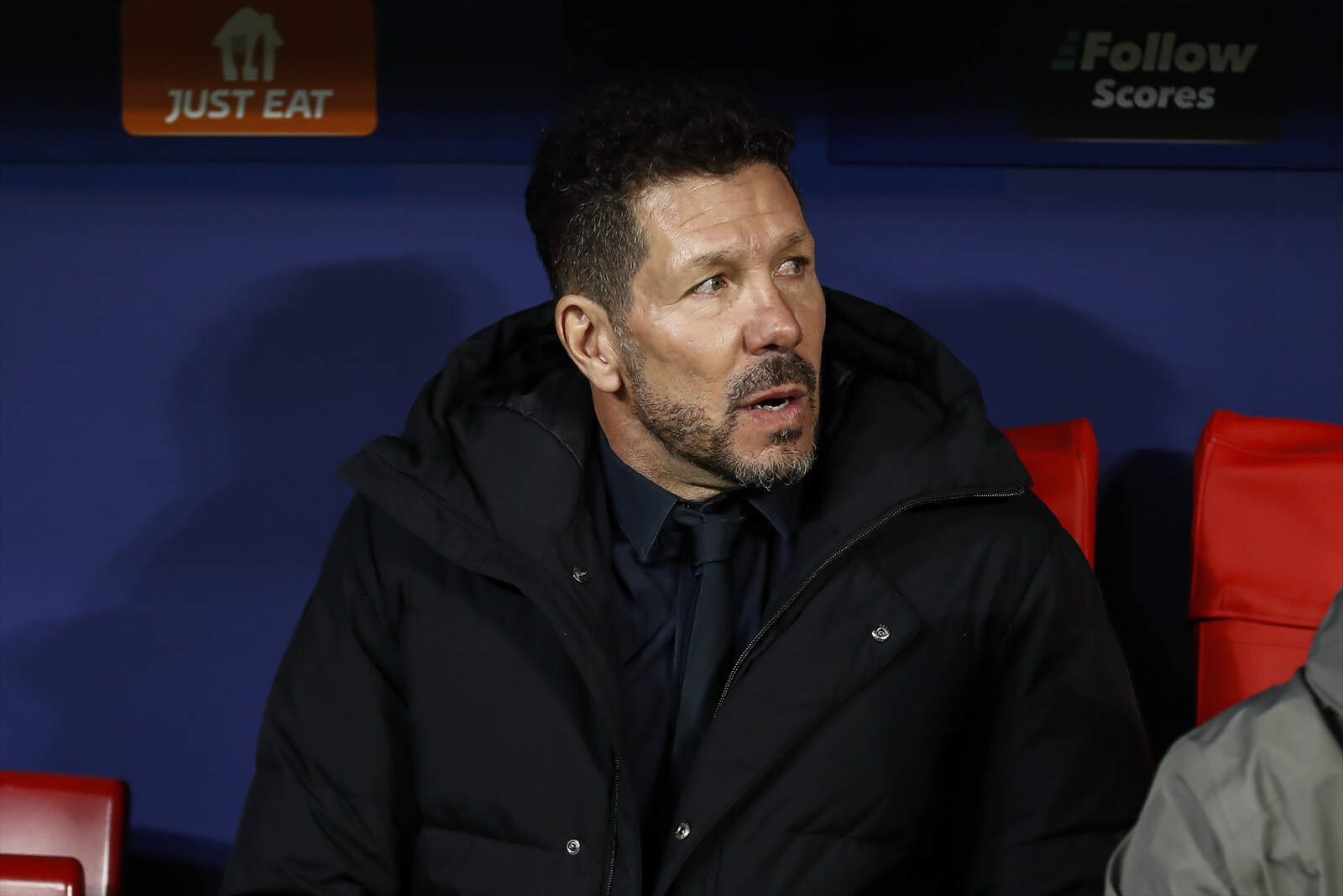 Simeone en un partido | Fuente (@EuropaPress y Canva)