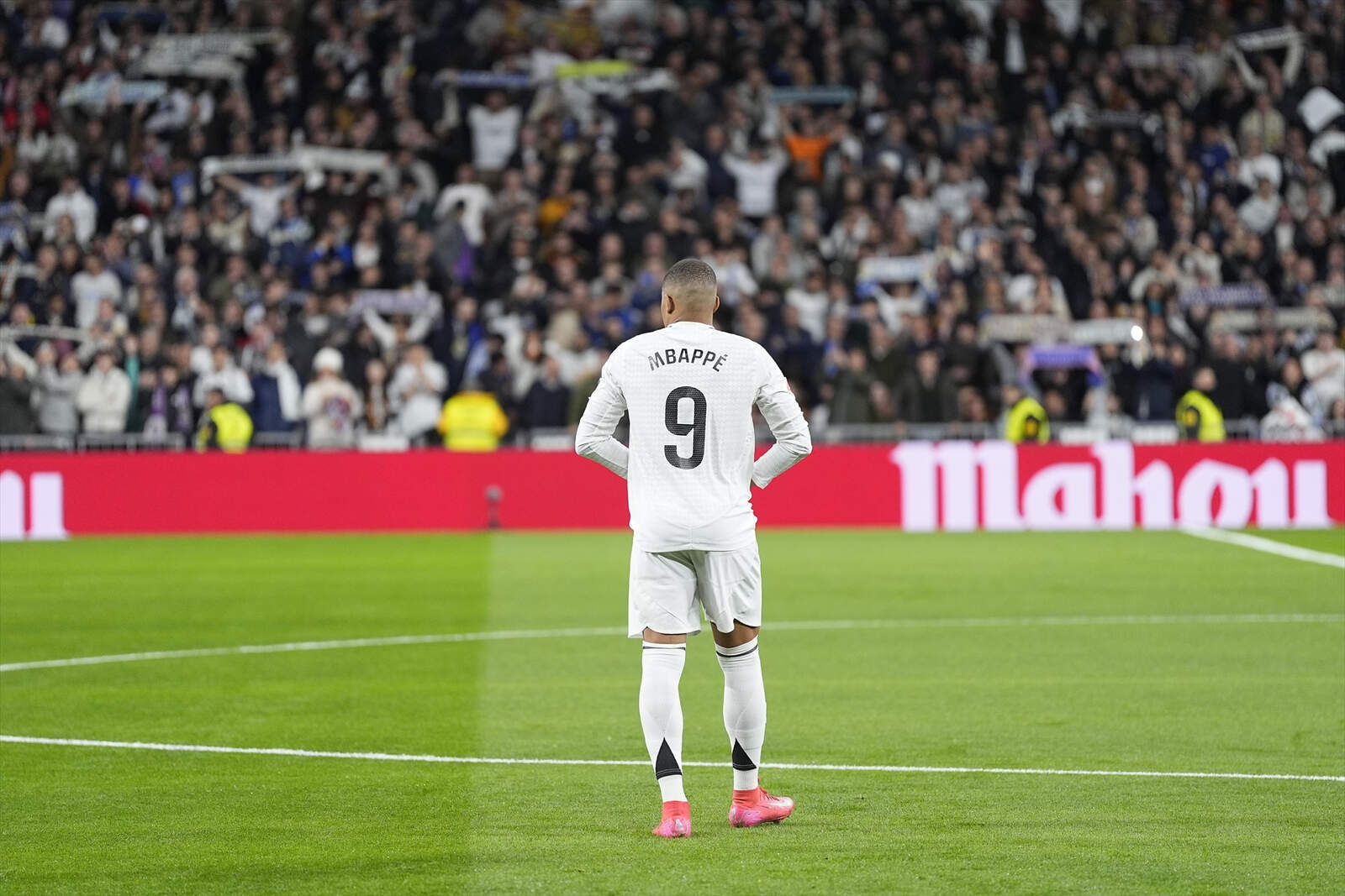 Mbappé no sale en el cartel. | Fuente: (Real Madrid)