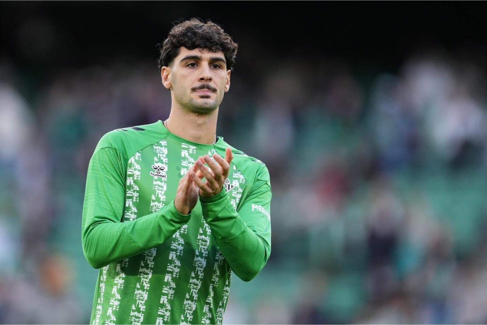 Cardoso en un partido con el Betis